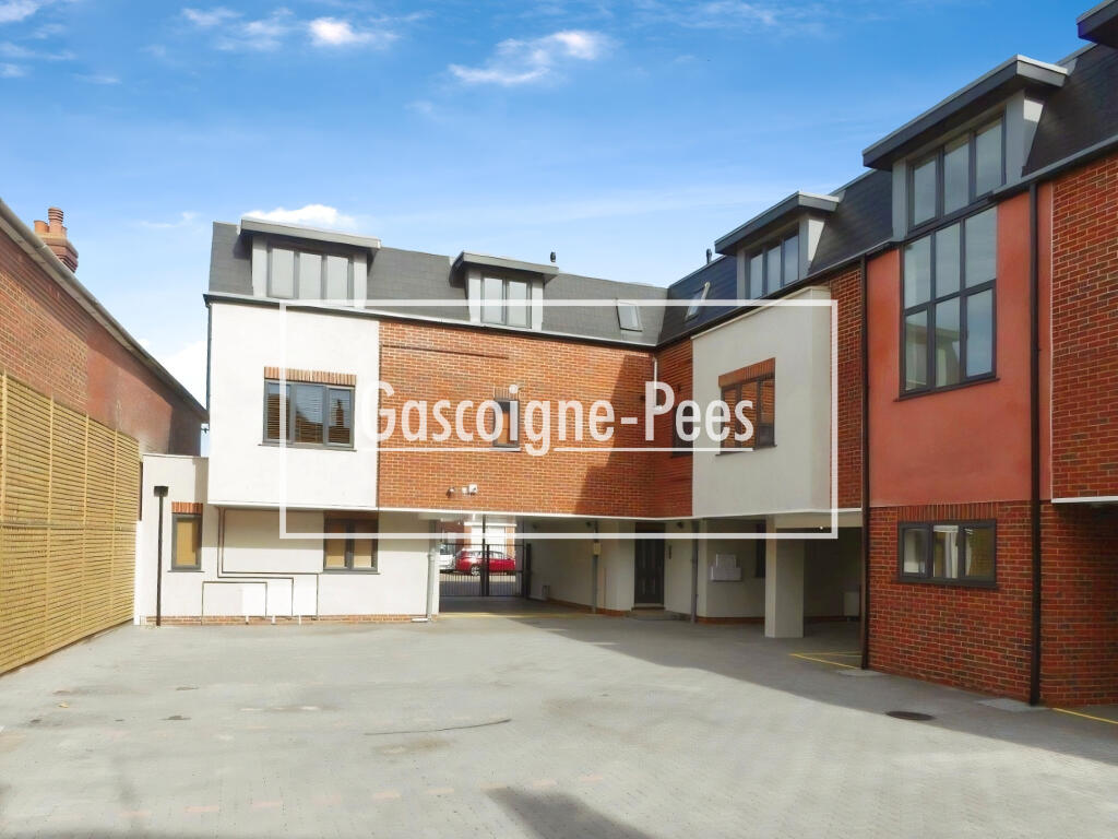 Main image of property: Queens Road, Farnborough