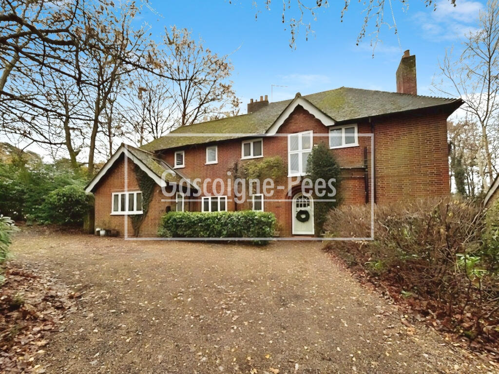 Main image of property: Golf Drive, Camberley, Surrey, GU15