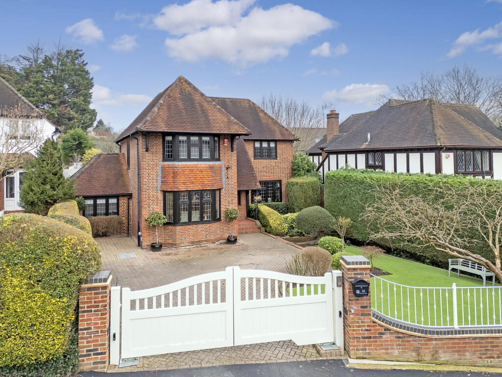 Main image of property: Ormonde Rise, Buckhurst Hill, Essex, IG9