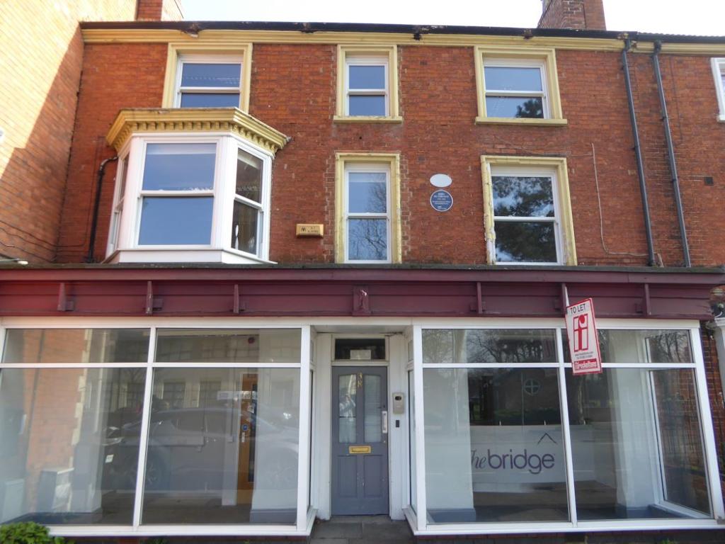 Commercial property for rent in Leicester Road Loughborough