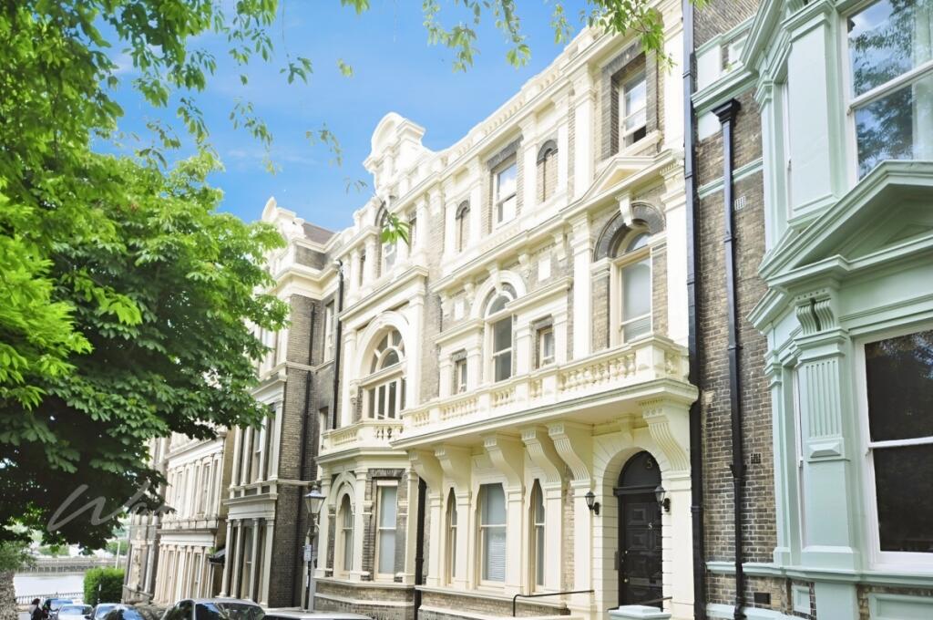 Main image of property: Castle Hill Rochester ME1