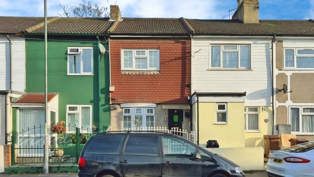 Main image of property: Luton Road Chatham ME4