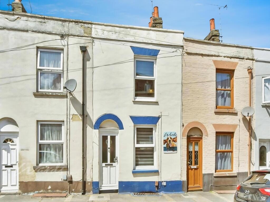 Main image of property: Saxton Street Gillingham ME7