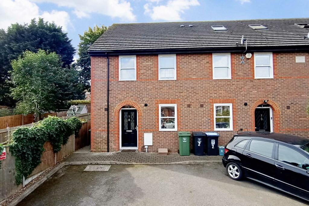 2 bedroom house for sale in APSLEY STATION Aston Close, APSLEY, HP3