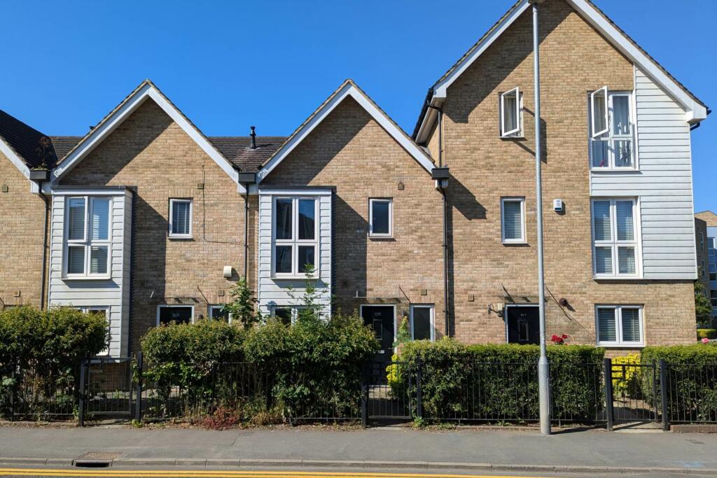 3 bedroom house for sale in Belswains Lane, Hemel Hempstead, HP3