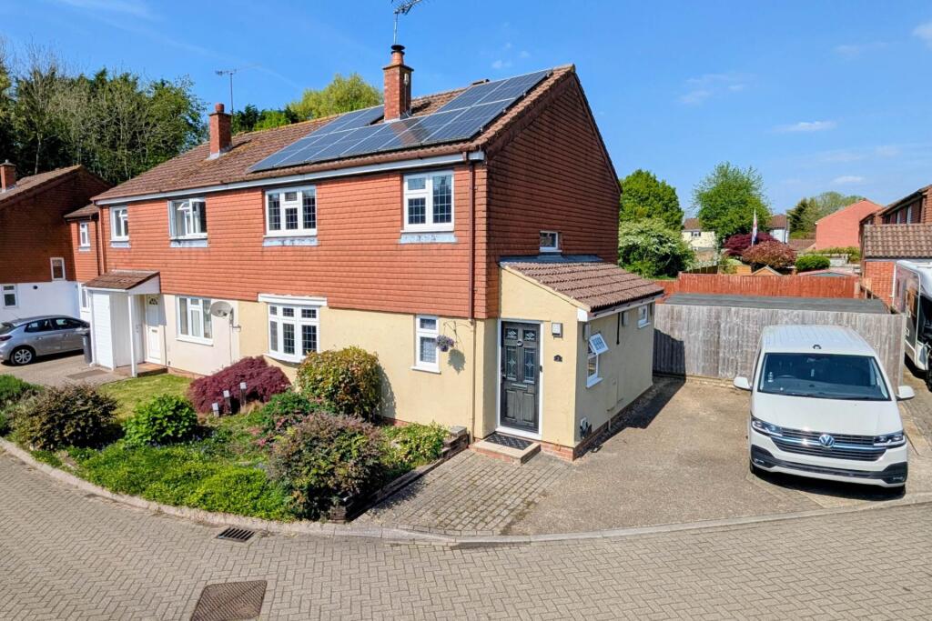 Main image of property: Lysander Close, Bovingdon, Hemel Hempstead