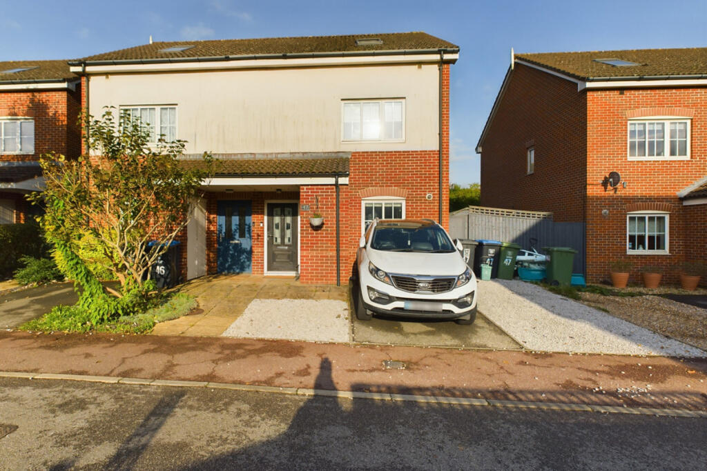Main image of property: Oatridge Gardens, Hertfordshire, HP2