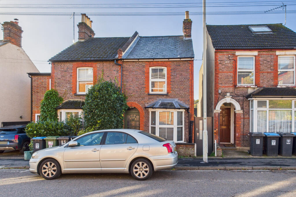 Main image of property: St Johns Road, Hemel Hempstead, HP1