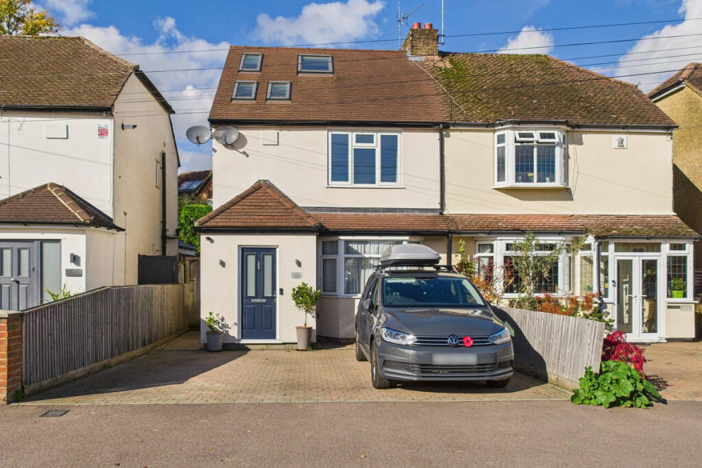 Main image of property: Anchor Lane, Boxmoor, HP1