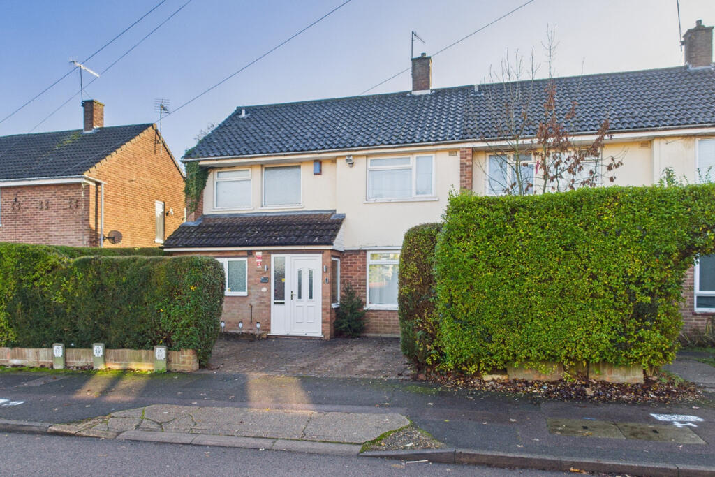 Main image of property: Vauxhall Road, Hemel Hempstead, HP2