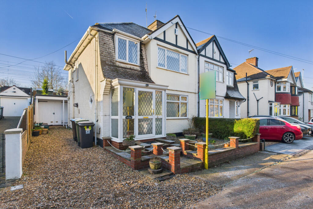 Main image of property: Ridgeway Close, Hemel Hempstead, HP3