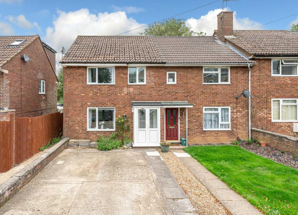 3 bedroom house for sale in Farland Road, Hemel Hempstead, HP2