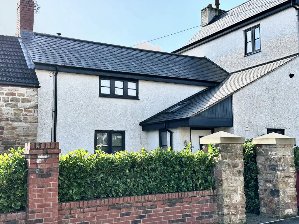 2 bedroom semidetached house for sale in Northfield, Shirland, DE55