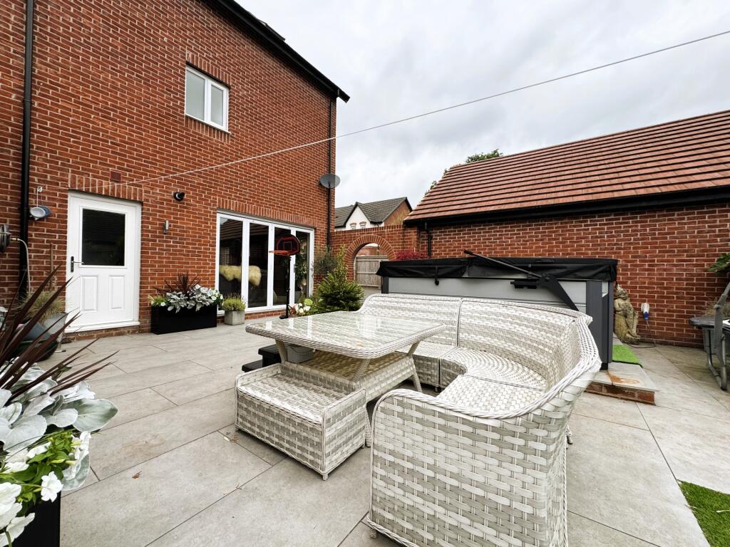 Additional property image - Bloomery Close, Alfreton, DE55