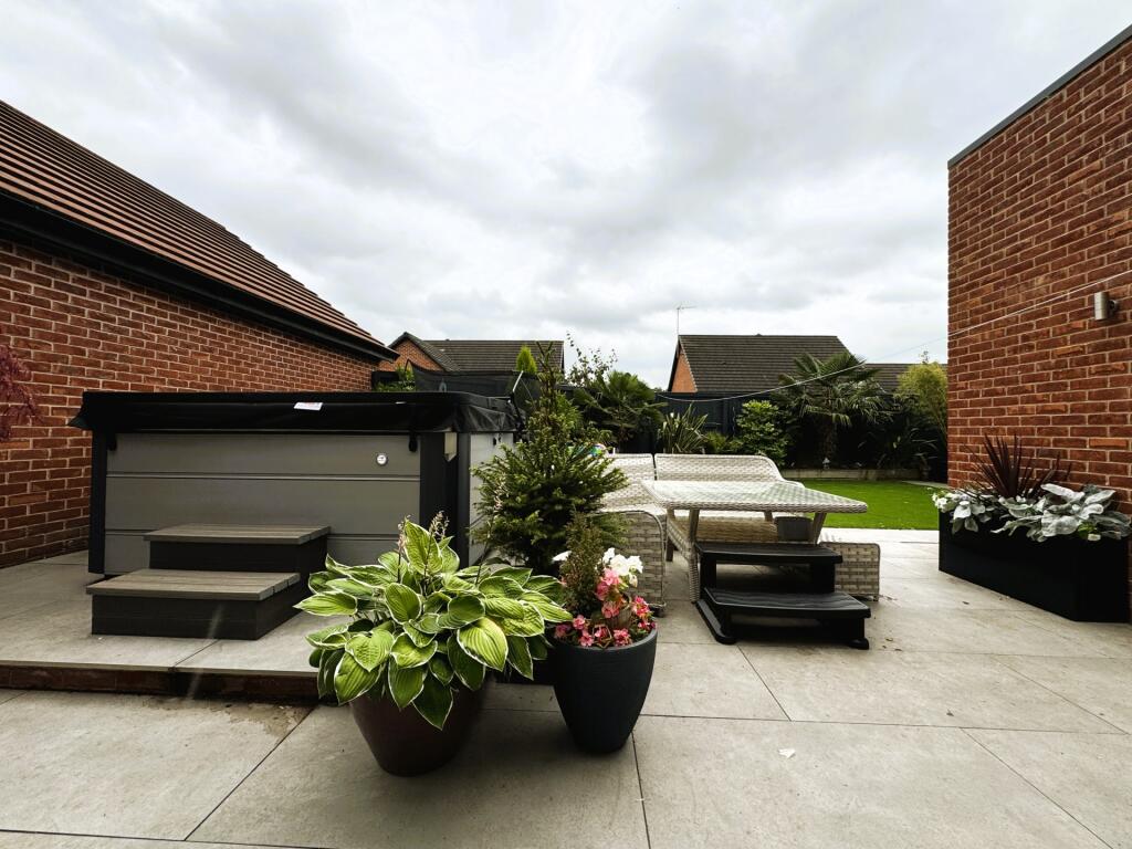 Additional property image - Bloomery Close, Alfreton, DE55