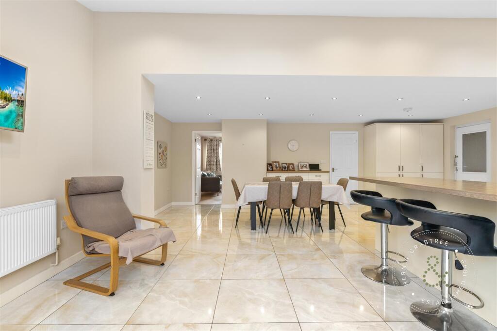 Additional property image - Dan-Y-Bryn Avenue, Radyr, Cardiff