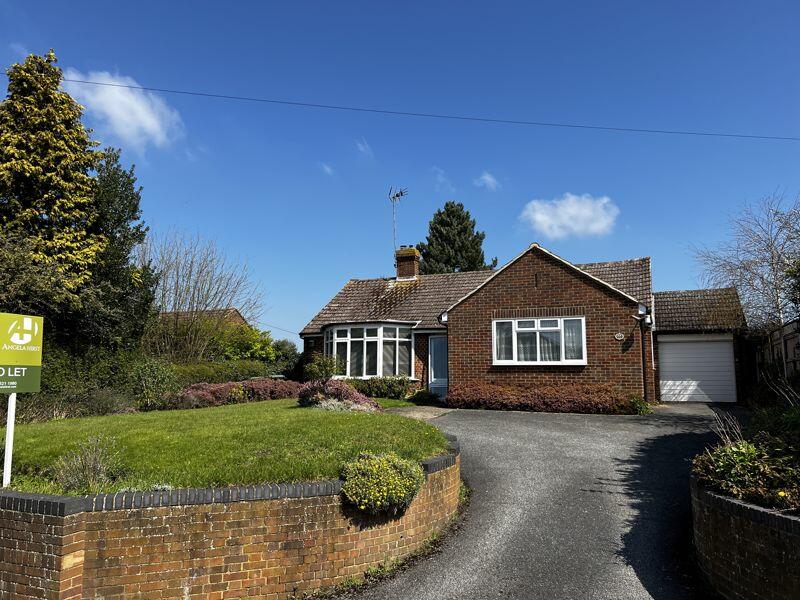 3 bedroom detached bungalow for rent in Old Dover Road, Canterbury, CT1