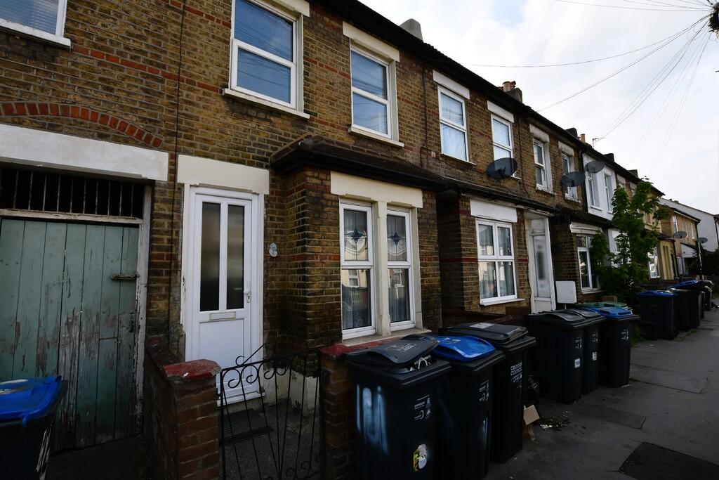 Main image of property: Gloucester Road, Croydon