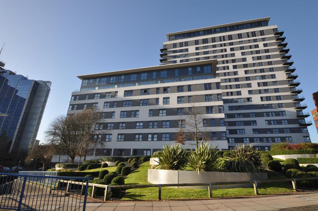 Main image of property: Skyline Plaza, Basingstoke