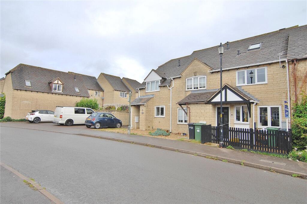 Main image of property: The Old Common, Chalford, Stroud, Gloucestershire, GL6