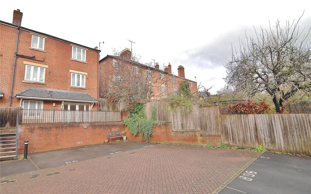 Main image of property: Slad Road, Stroud, Gloucestershire, GL5