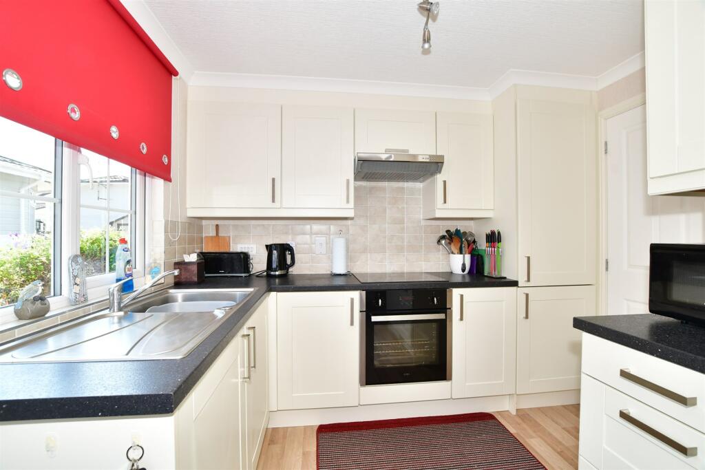 1 bedroom park home for sale in Billingshurst Road, Ashington, West