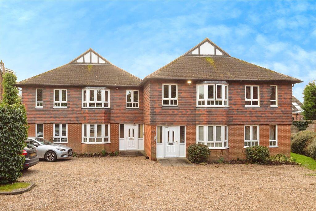 Main image of property: 89, London Road, TONBRIDGE