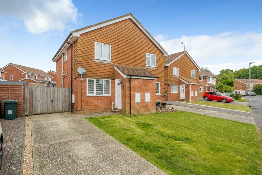 2 bedroom semidetached house for sale in Greencroft, Bridewell