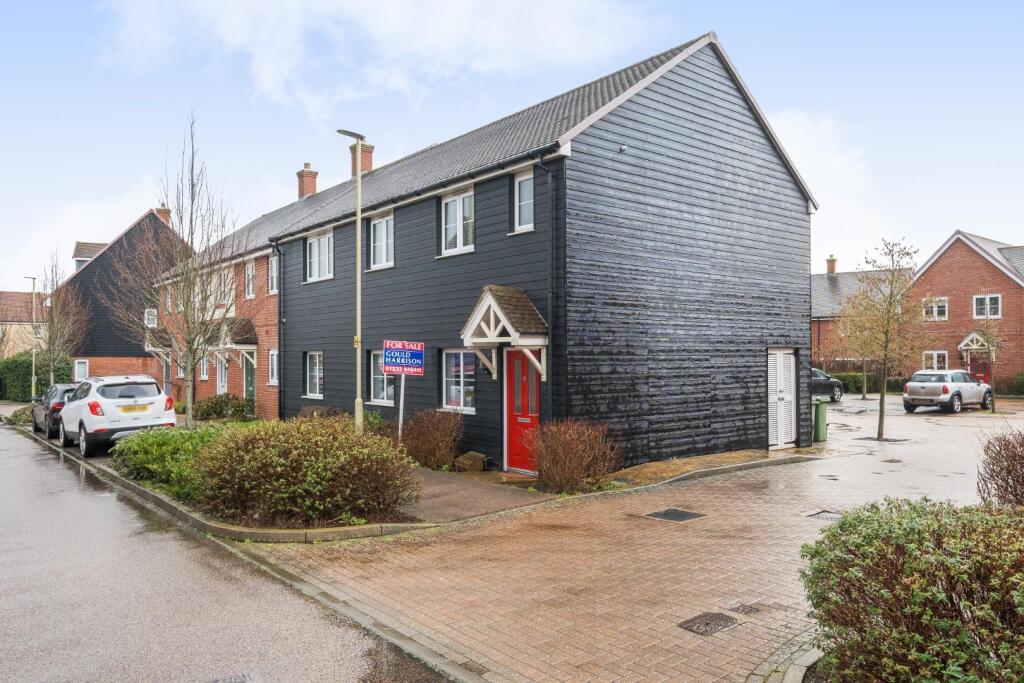 Main image of property: Ryeland Way, Bridgefield TN25 7FU