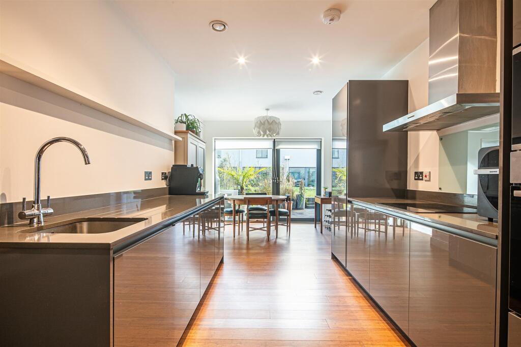 Main image of property: Lizzie Lane, Kelham Island