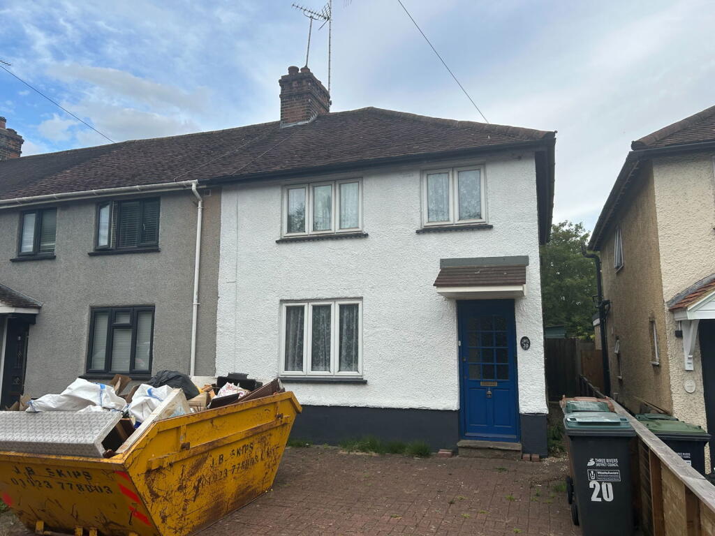 Main image of property: Park Road,Rickmansworth,WD3 1HT