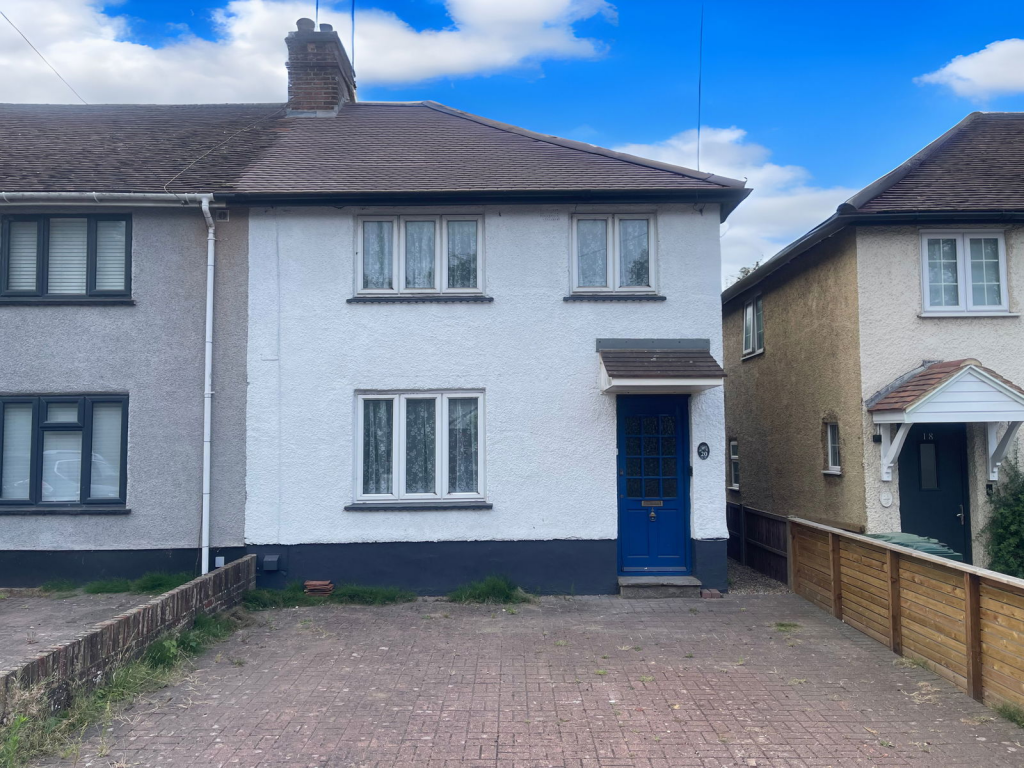 Main image of property: Park Road, Rickmansworth, WD3 1HT