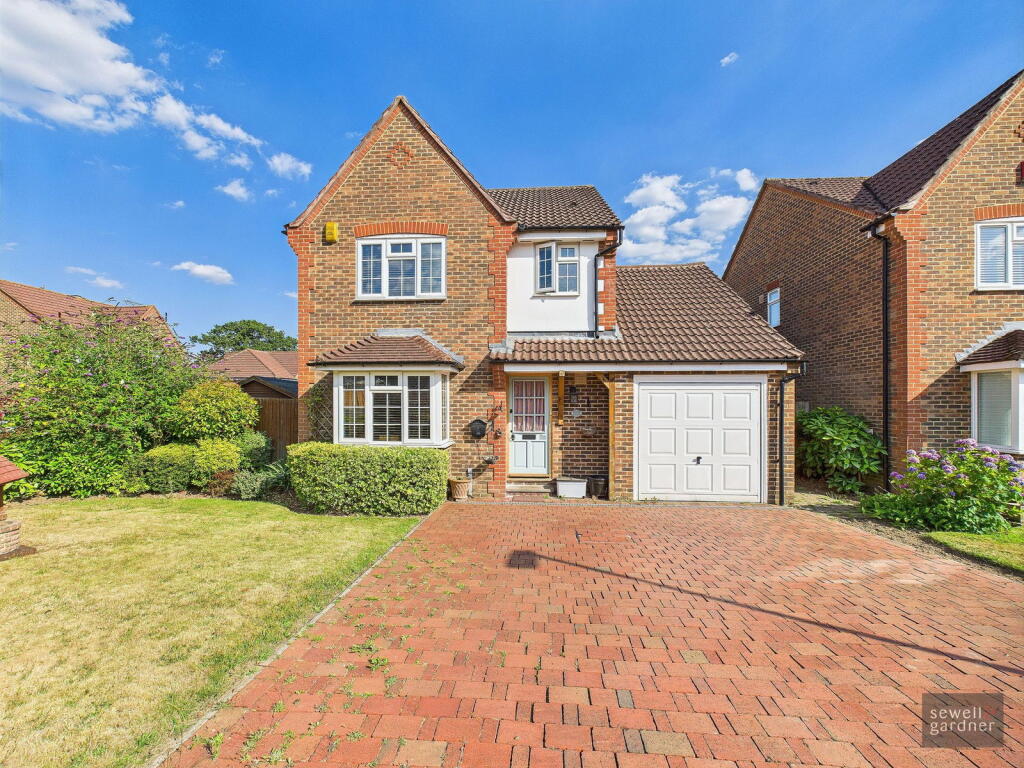 Main image of property: Williamson Way,Rickmansworth,WD3 8GL