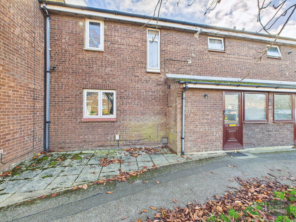 Main image of property: Curtis Close, Mill End, Rickmansworth, WD3 8QA