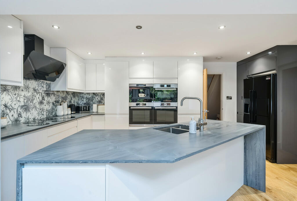 Additional property image - Fountains Drive, Barrs Court, Bristol, BS30