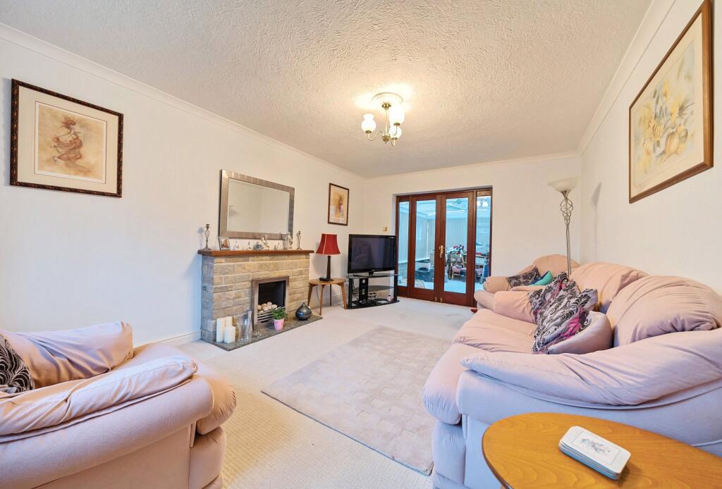 Additional property image - Bagworth Drive, Longwell Green, Bristol, Gloucestershire, BS30