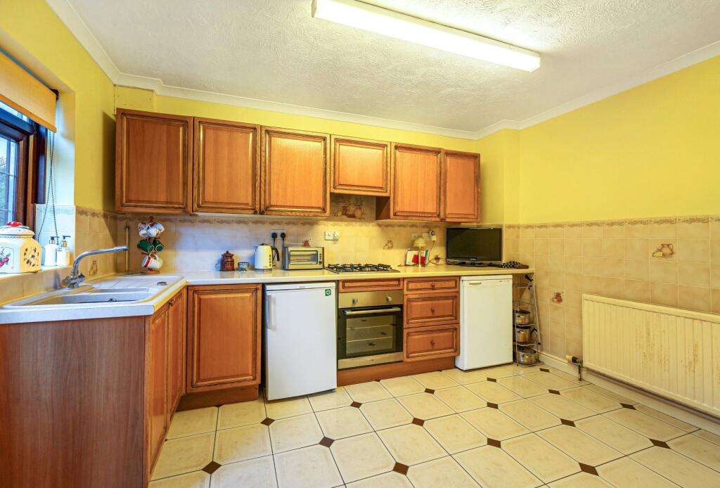 Additional property image - Bagworth Drive, Longwell Green, Bristol, Gloucestershire, BS30
