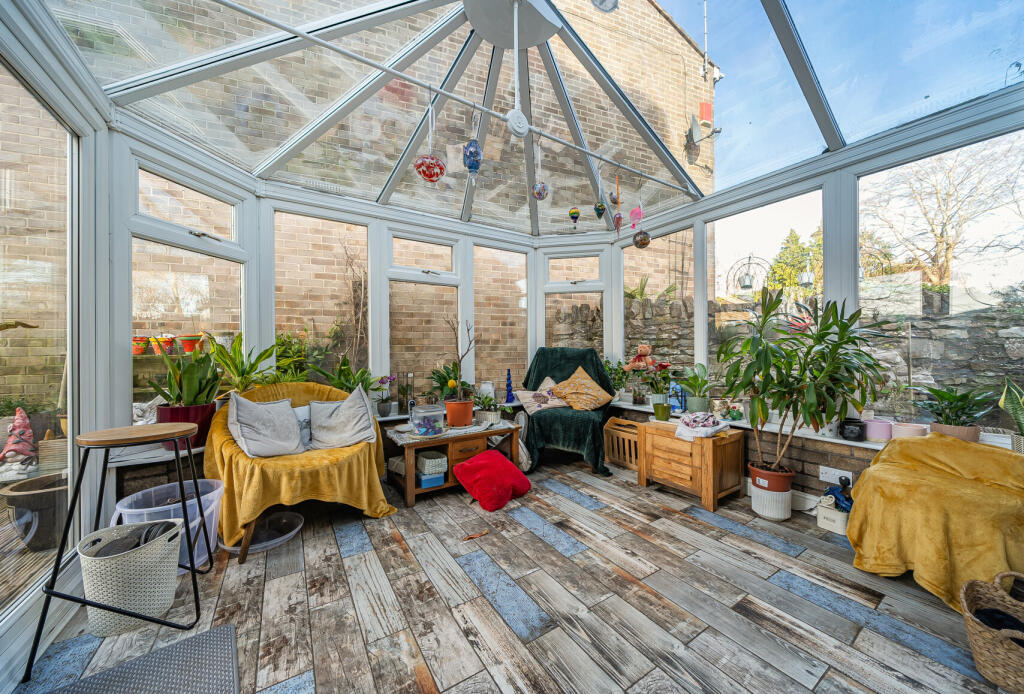 Additional property image - Hunters Road, Hanham, Bristol, Gloucestershire, BS15