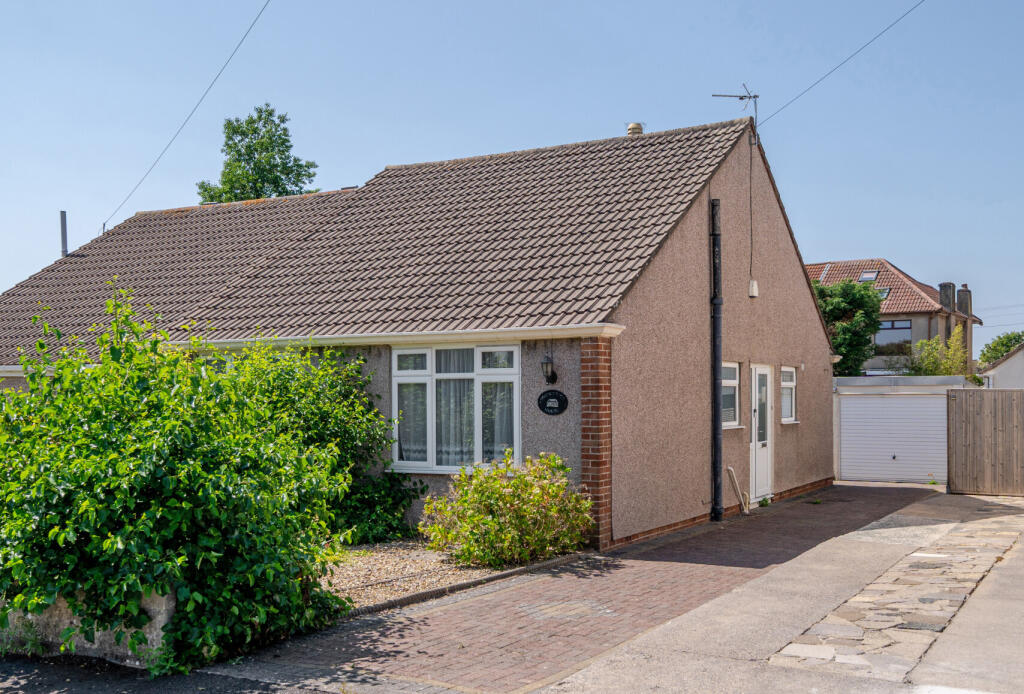 Main image of property: Mount Gardens, Hanham, Bristol, Gloucestershire, BS15
