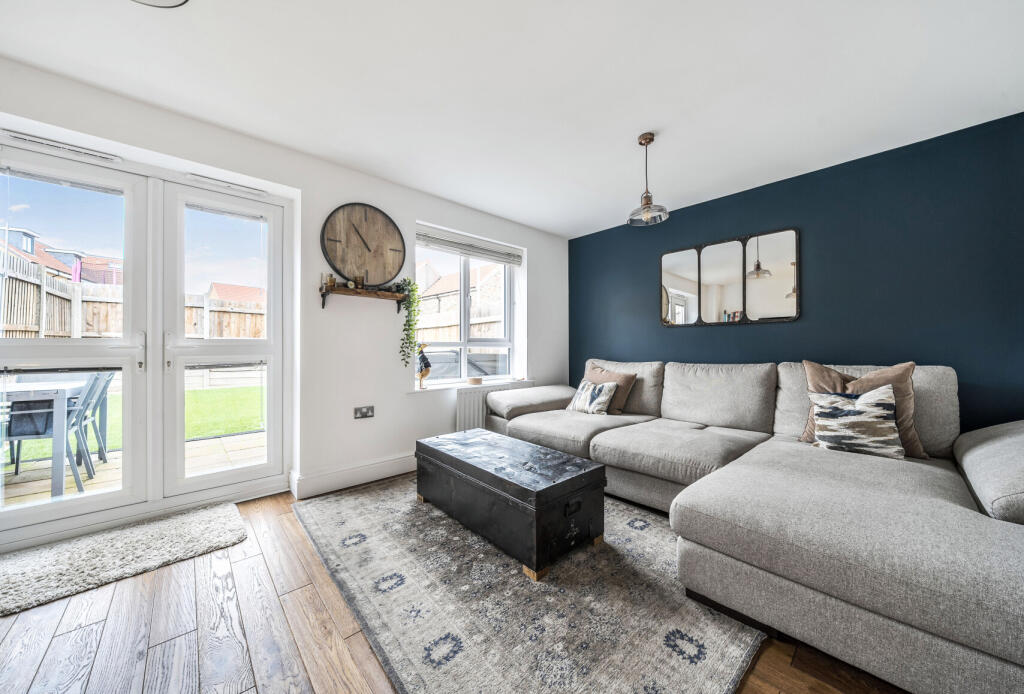 Main image of property: Hoopers Walk, Longwell Green, Bristol, Gloucestershire, BS30