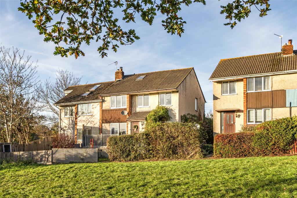Main image of property: Fairway Close, Oldland Common, Bristol, Gloucestershire, BS30