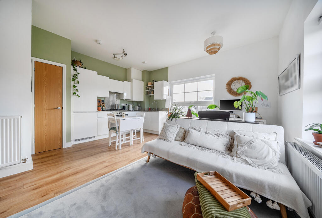 Main image of property: High Street, Bitton, Bristol, Gloucestershire, BS30