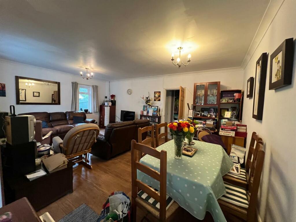 Additional property image - Mardley Avenue, Welwyn, Welwyn