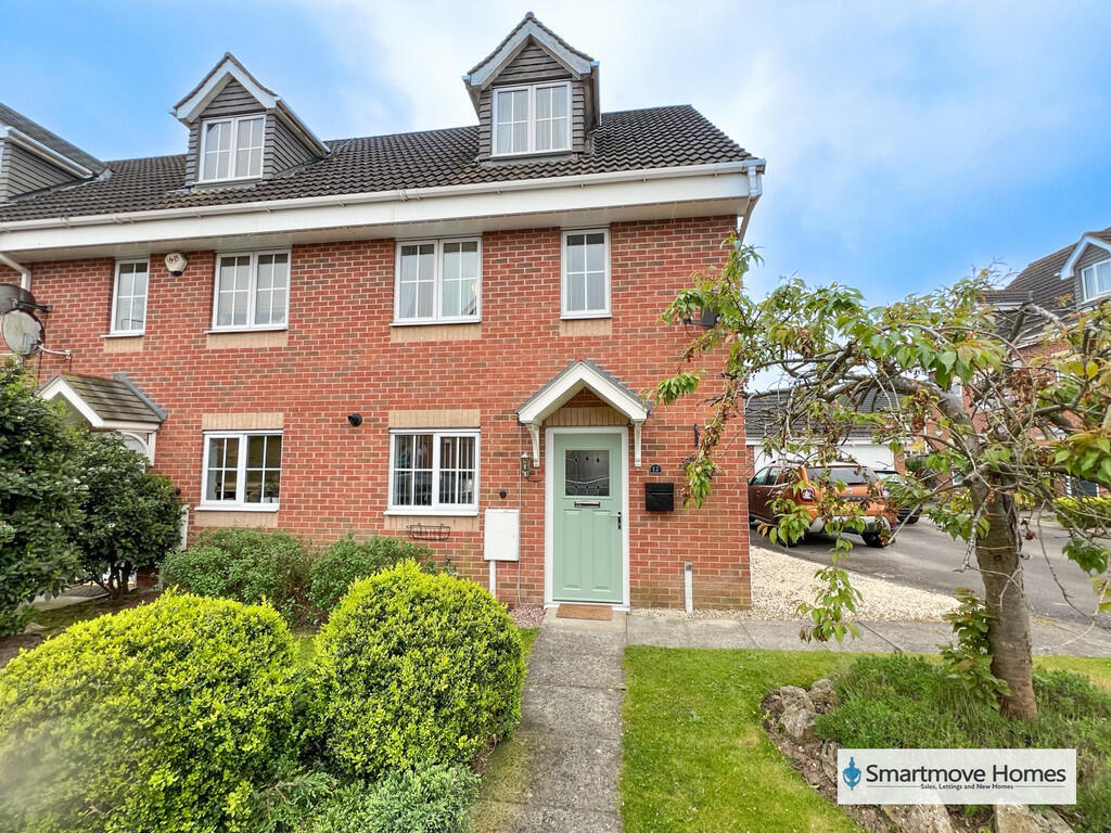 3 bedroom town house for sale in Broughton Close, Riddings, Alfreton, DE55