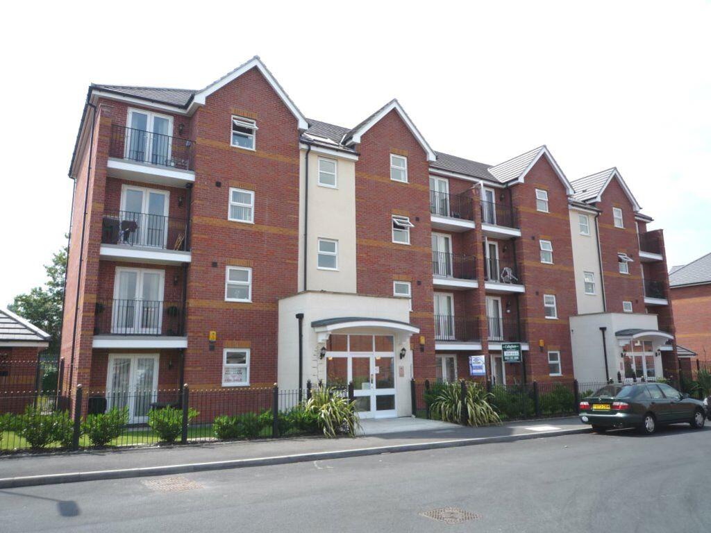 Main image of property: Oakcliffe Road, Manchester, M23 1DA