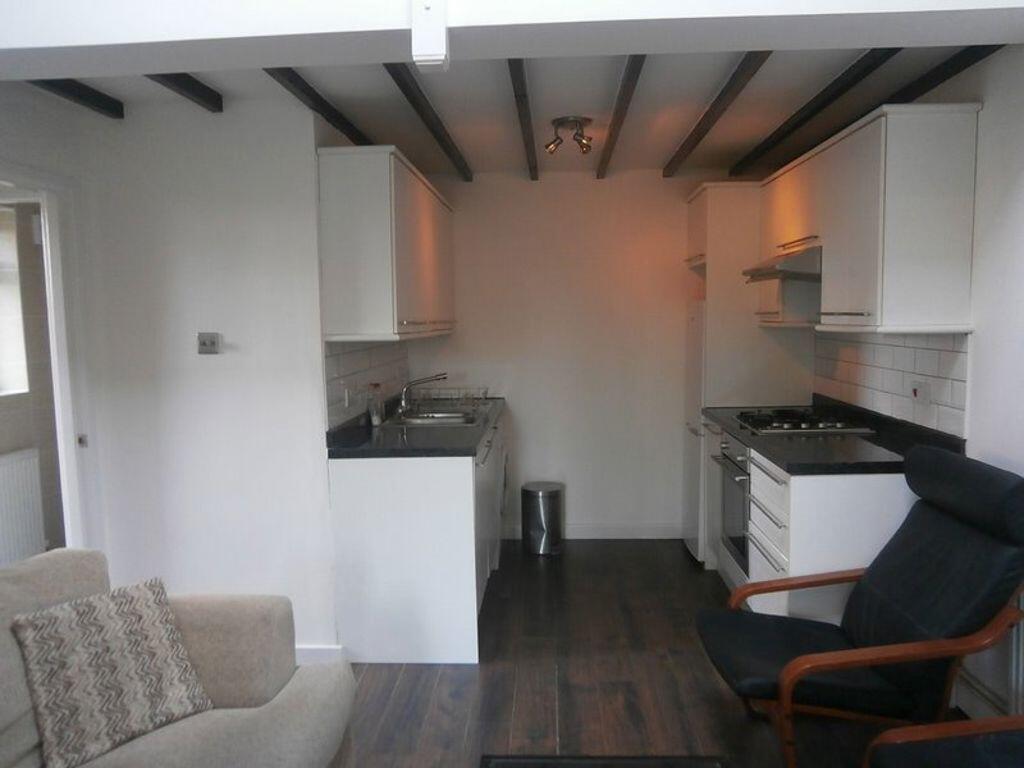 Main image of property: 3 Aragon Hse, Ws, SK9 2HE