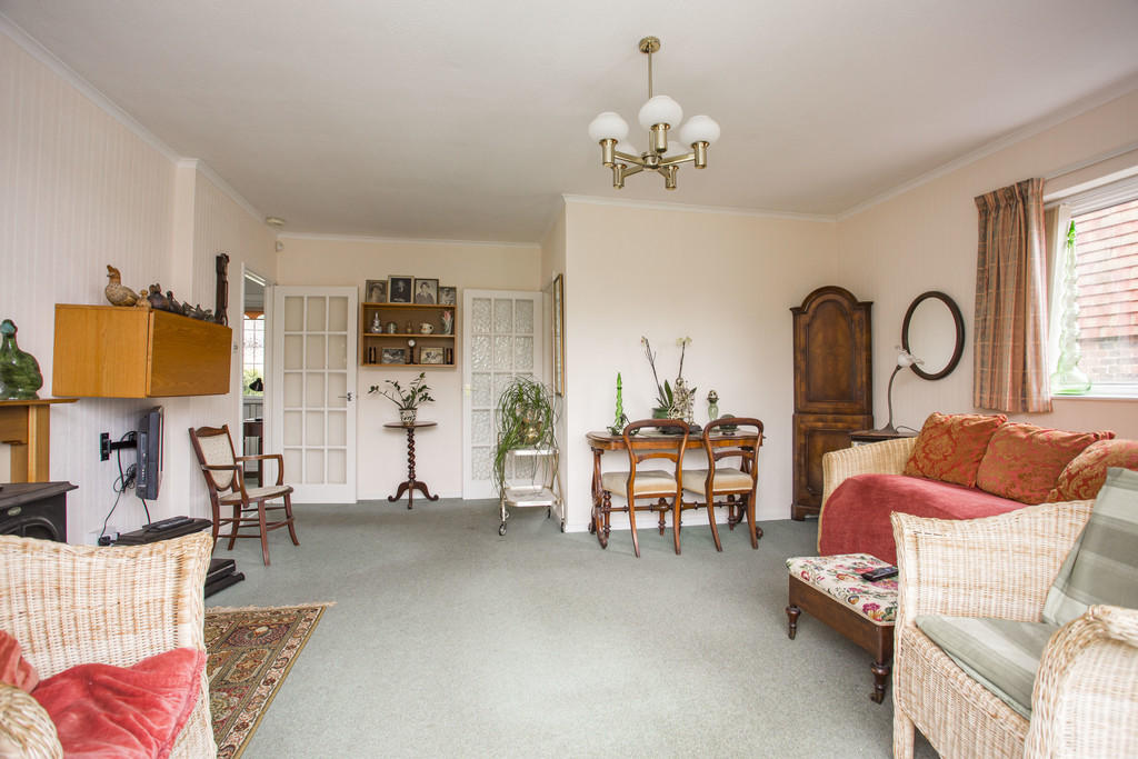 2 bedroom detached bungalow for sale in High Cross Fields, Crowborough, TN6