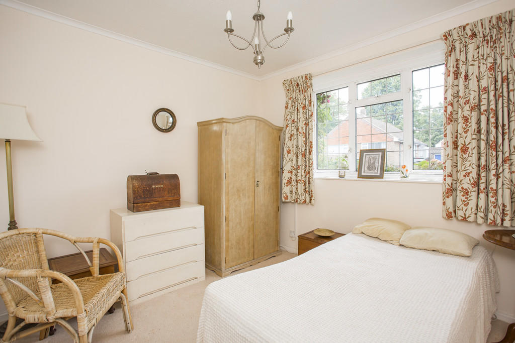 2 bedroom detached bungalow for sale in High Cross Fields, Crowborough, TN6