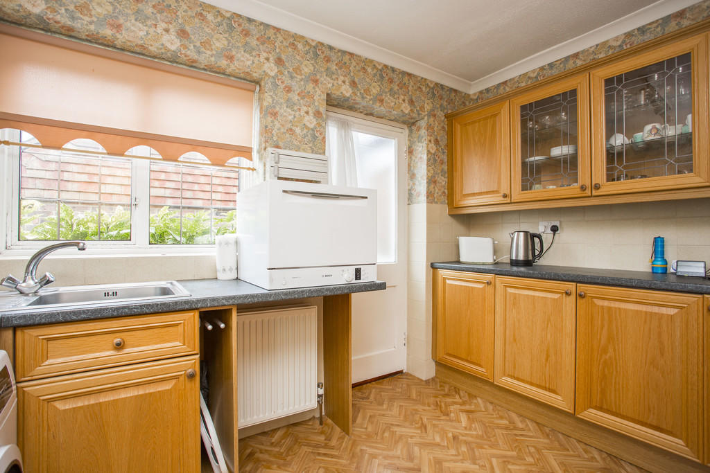 2 bedroom detached bungalow for sale in High Cross Fields, Crowborough, TN6