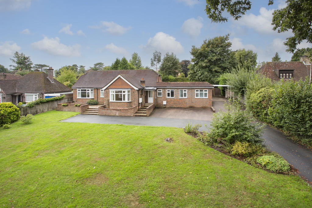 4 bedroom detached bungalow for sale in Straight Half Mile, Maresfield